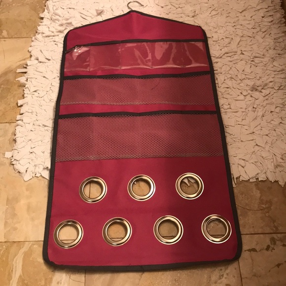 Pink jewelry and scarf organizer - Picture 2 of 5